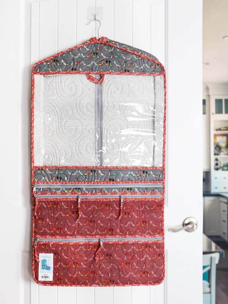 GoingPlacesGarment Bag-IMG_0066-lifestyle-opt.jpg